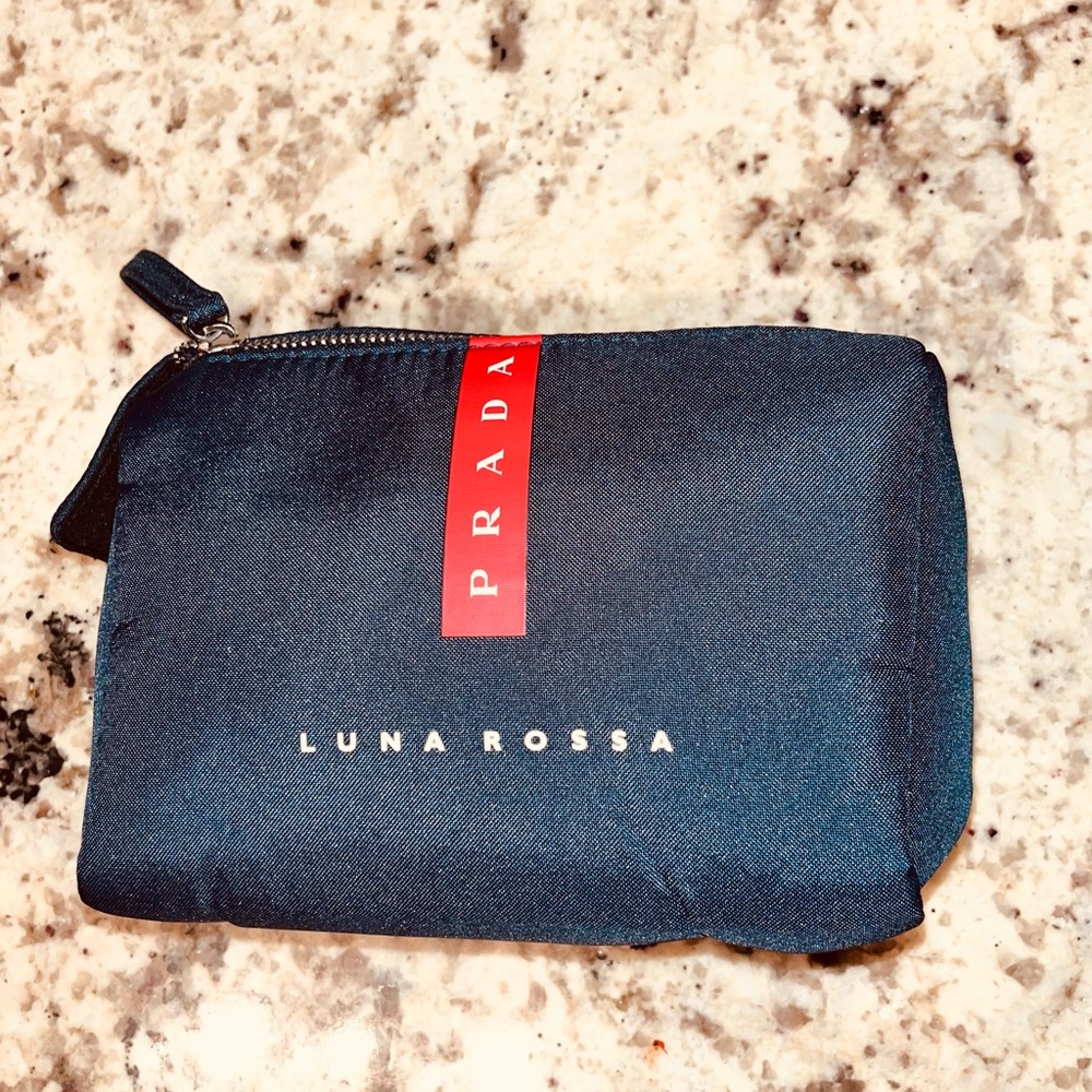 NWOT Prada Luna Rossa Tolietry Bag